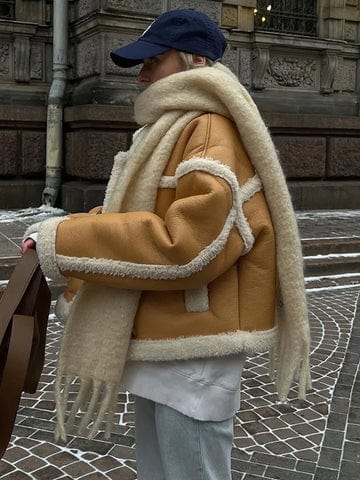 Chaqueta corta para mujer cálida con corte crop